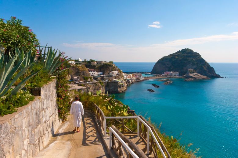 Ponte 25 Aprile e 1 Maggio a Ischia con Terme