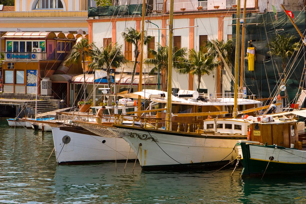 Escursioni in barca a vela Ischia