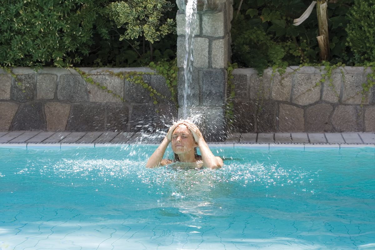 Hotel Bellevue Swimming Pools